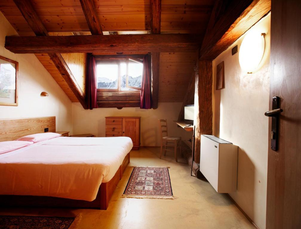 Hotel Dimora Storica La Mirandola Passo del Tonale Rum bild