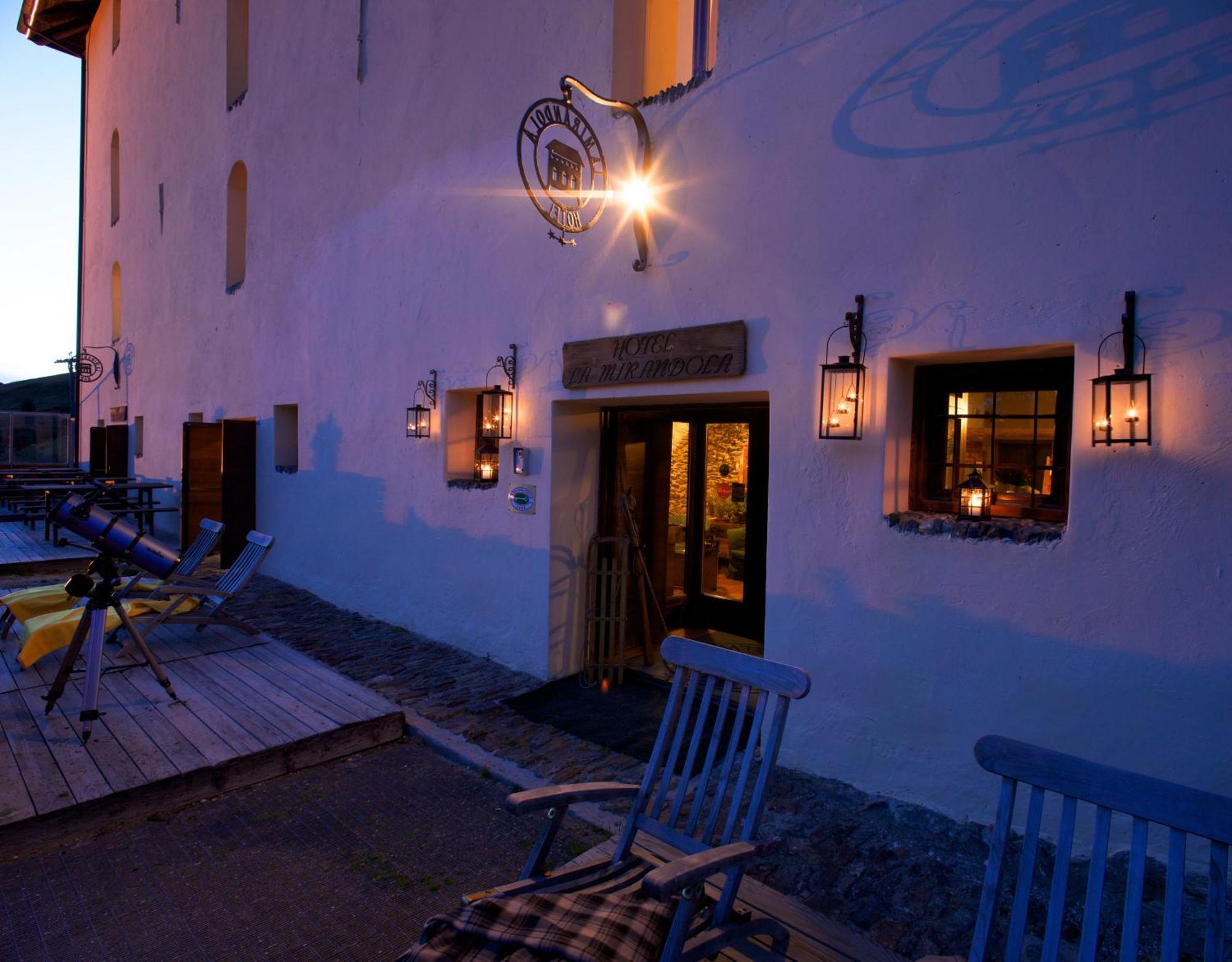 Hotel Dimora Storica La Mirandola Passo del Tonale Exteriör bild