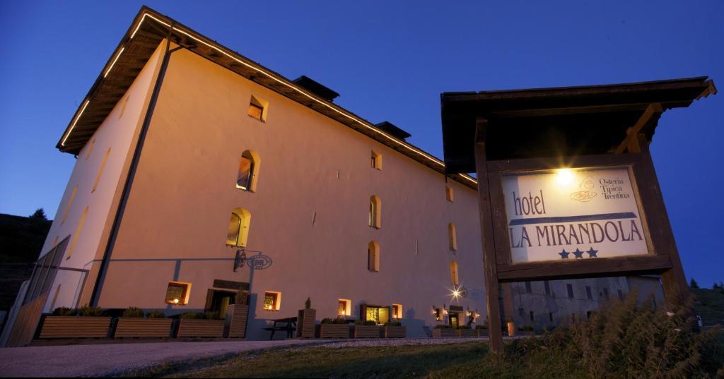 Hotel Dimora Storica La Mirandola Passo del Tonale Exteriör bild
